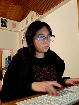 Arielle lov online show from October 23, 4:11 am