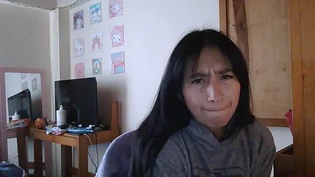 Arielle lov online show from November 2, 3:06 pm