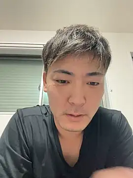 Snapshot of pierrot_0202 chatting on March 12, 5:49 pm pierrot 0202 online show from March 12, 5:49 pm