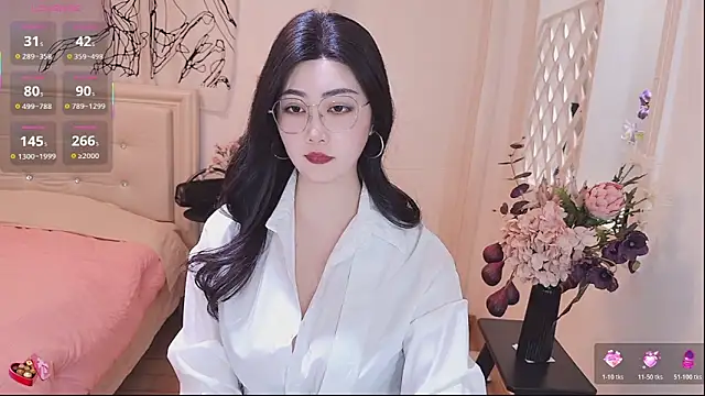 Snapshot of Tingdie chatting on October 24, 8:52 pm Tingdie online show from October 24, 8:52 pm