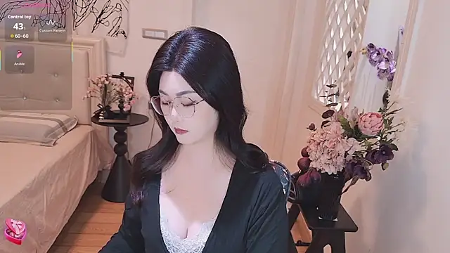 Snapshot of Tingdie chatting on October 20, 4:29 pm Tingdie online show from October 20, 4:29 pm