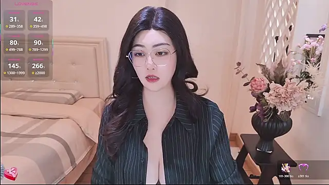 Snapshot of Tingdie chatting on November 27, 3:07 am Tingdie online show from November 27, 3:07 am