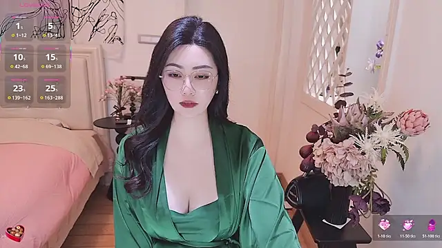 Snapshot of Tingdie chatting on November 3, 7:28 pm Tingdie online show from November 3, 7:28 pm