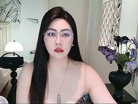 Snapshot of Tingdie chatting on September 18, 3:26 pm Tingdie online show from September 18, 3:26 pm