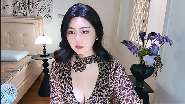 Snapshot of Tingdie chatting on September 28, 1:29 pm Tingdie online show from September 28, 1:29 pm