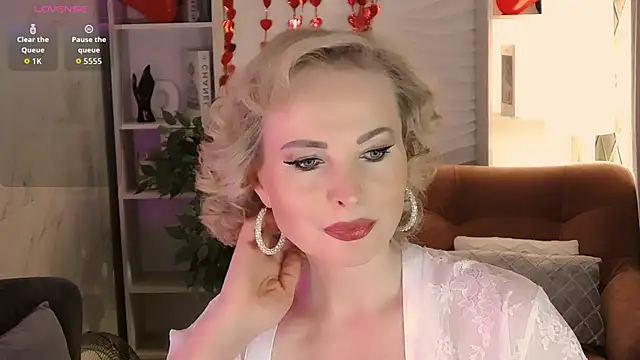 Sandra Kind online show from February 5, 5:47 am