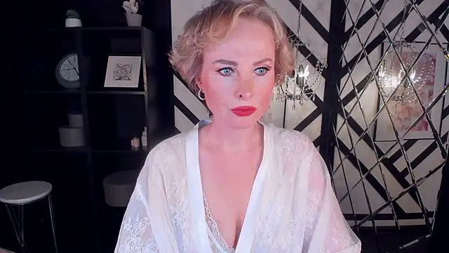 Sandra Kind online show from March 18, 5:34 am