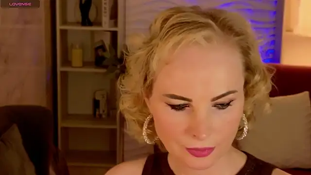 Sandra Kind online show from April 19, 5:41 am