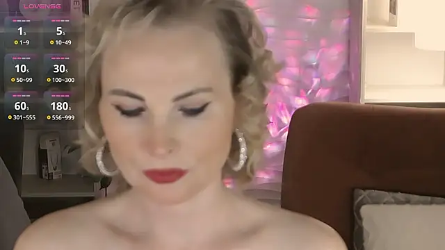 Sandra Kind online show from March 17, 5:32 am