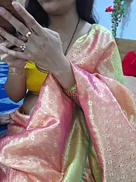 RealcoupleP online show from June 2, 4:40 pm