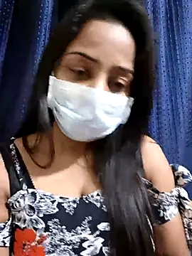 Snapshot of COZY_ROZI chatting on February 16, 4:21 pm COZY ROZI online show from February 16, 4:21 pm