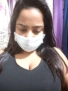 COZY ROZI online show from November 30, 12:17 pm