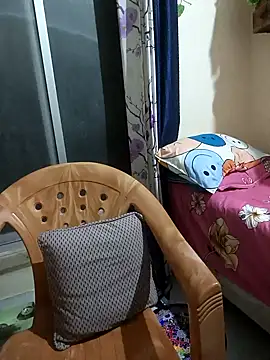 COZY ROZI online show from November 21, 6:07 pm