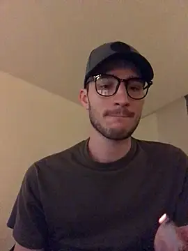 Snapshot of yoyoboy988 chatting on March 9, 7:26 pm yoyoboy988 online show from March 9, 7:26 pm