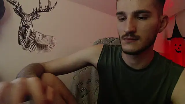 Snapshot of yoyoboy988 chatting on September 24, 5:08 pm yoyoboy988 online show from September 24, 5:08 pm