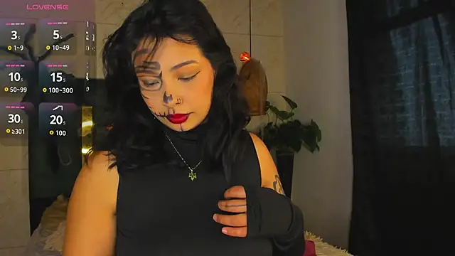 Snapshot of Susana_Williamss chatting on October 21, 9:03 pm Susana Williamss online show from October 21, 9:03 pm