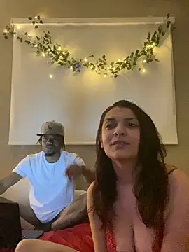 Snapshot of PersianCream77 chatting on March 13, 4:05 am PersianCream77 online show from March 13, 4:05 am