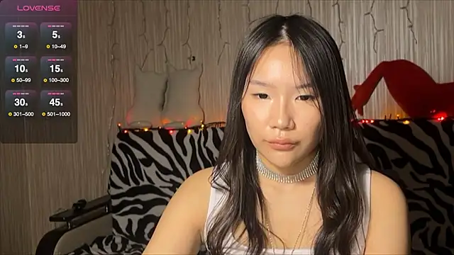 Asian Vi online show from March 18, 12:39 pm