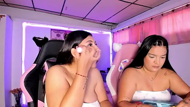 Cristal Smith20 online show from March 14, 7:09 pm