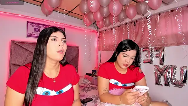 Snapshot of Cristal_Smith20 chatting on February 14, 1:22 pm Cristal Smith20 online show from February 14, 1:22 pm