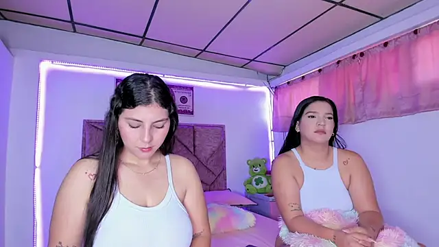 Snapshot of Cristal_Smith20 chatting on October 11, 12:39 pm Cristal Smith20 online show from October 11, 12:39 pm