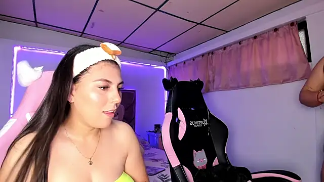 Cristal Smith20 online show from March 11, 12:21 pm