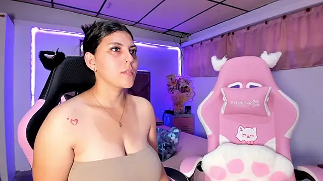 Cristal Smith20 online show from March 25, 12:04 pm