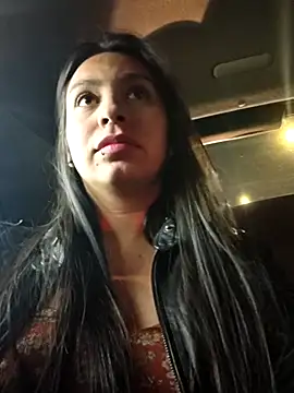 Snapshot of Nat_XxX chatting on November 5, 11:30 pm Nat XxX online show from November 5, 11:30 pm