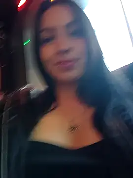 Snapshot of Nat_XxX chatting on November 6, 9:08 pm Nat XxX online show from November 6, 9:08 pm