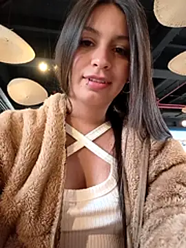 Snapshot of Nat_XxX chatting on October 28, 6:40 pm Nat XxX online show from October 28, 6:40 pm