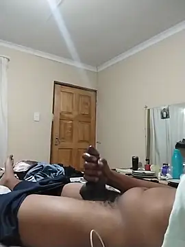 TwistedR online show from December 15, 9:09 pm