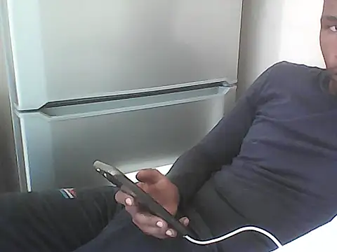 TwistedR online show from February 7, 11:07 am