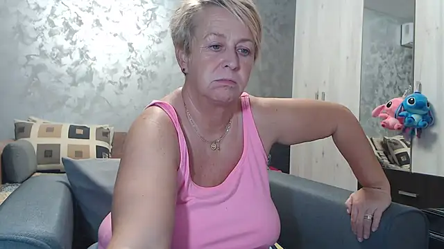 RosesandLillies online show from October 10, 3:02 pm