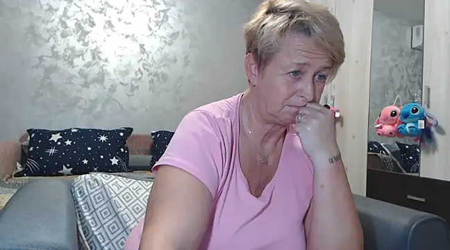 RosesandLillies online show from March 21, 6:18 pm