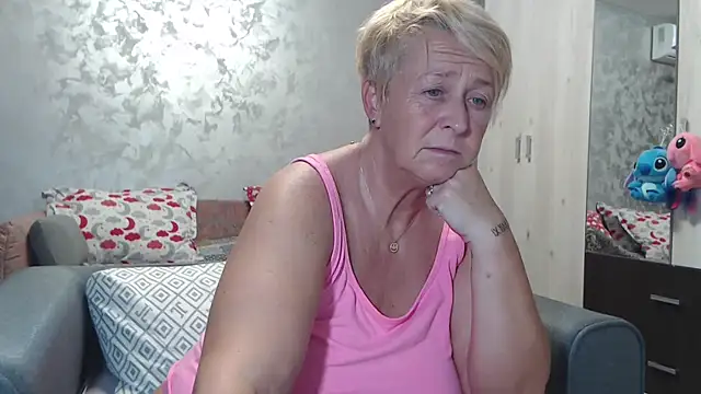 RosesandLillies online show from September 21, 5:07 pm