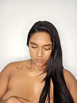 victoria roussee online show from February 26, 9:22 am