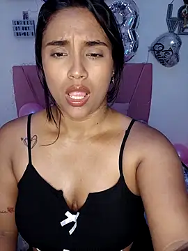 victoria roussee online show from February 13, 6:24 am