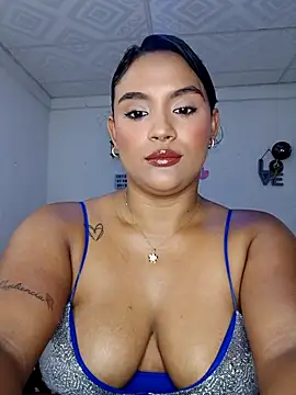 victoria roussee online show from February 6, 5:25 am