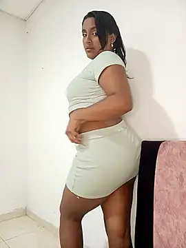 victoria roussee online show from March 19, 9:49 am