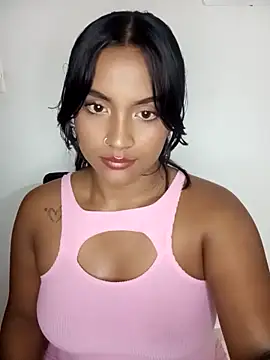 victoria roussee online show from March 13, 9:32 am