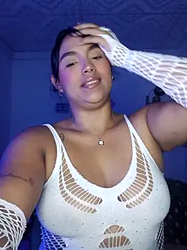 victoria roussee online show from February 5, 5:47 am