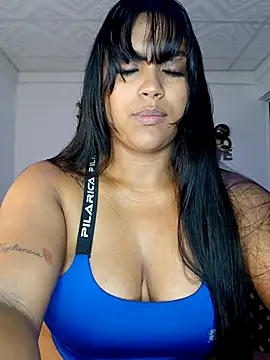 victoria roussee online show from November 7, 10:09 am