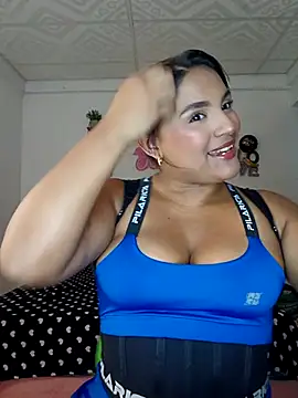 victoria roussee online show from February 4, 7:14 am