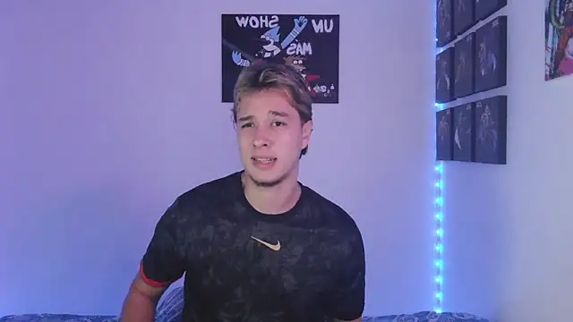 jack walker190 online show from October 18, 5:42 am