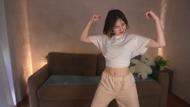 LizbethBulkley online show from February 18, 12:28 pm