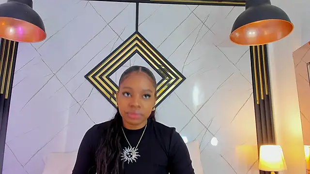 Snapshot of EmilyDiaaz chatting on October 11, 12:06 pm EmilyDiaaz online show from October 11, 12:06 pm