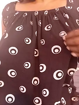 Crazy Dilu online show from May 20, 8:11 am