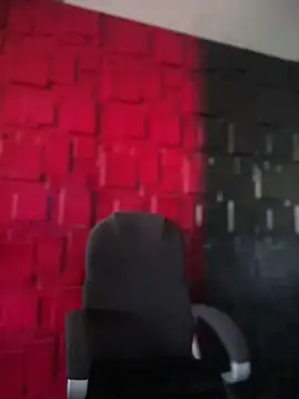 Emily-teen online show from October 9, 1:22 pm