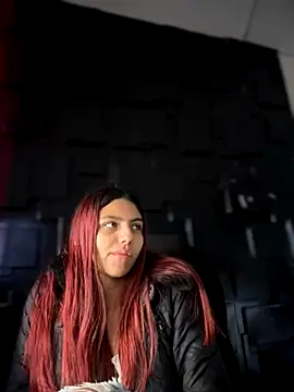 Emily-teen online show from November 26, 1:33 pm