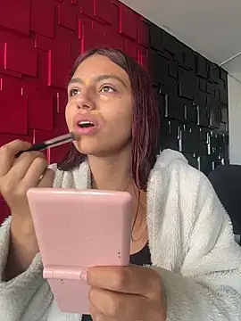 Emily-teen online show from February 3, 2:44 pm